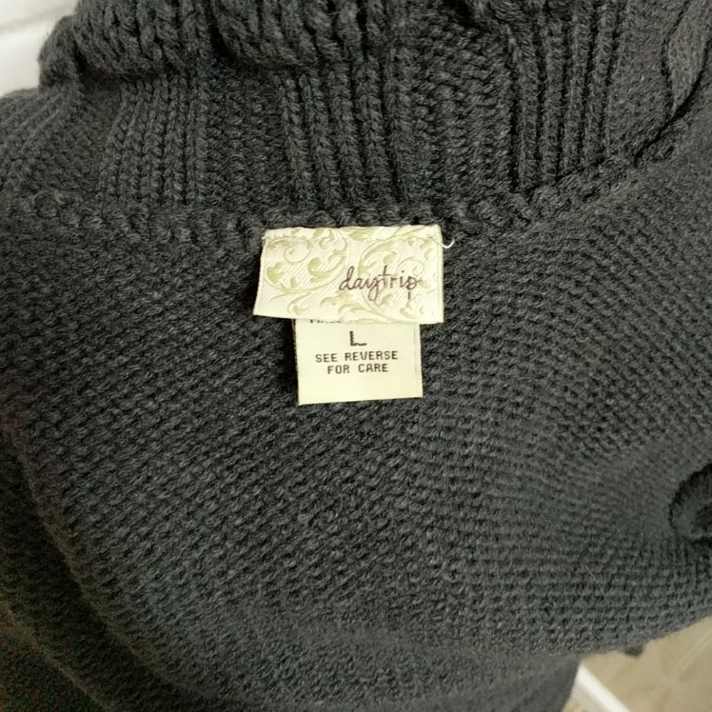 Daytrip Vest - Picture 5 of 7